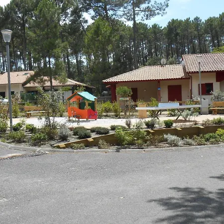 Hébergement de vacances Villa de vacances sous les pins *